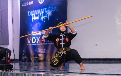 Prom Night Polidewa Meriah, Mahasiswa Datang dengan Style Terbaik